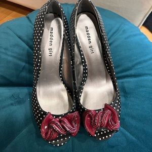 Steve Madden Open Toe Heel